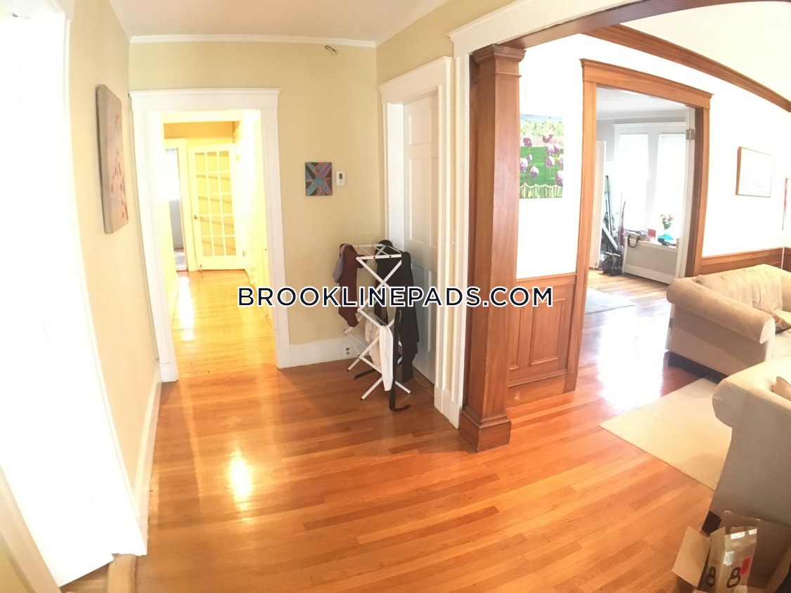 7 Addington Rd, Washington Square