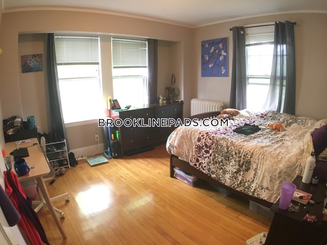 7 Addington Rd, Washington Square