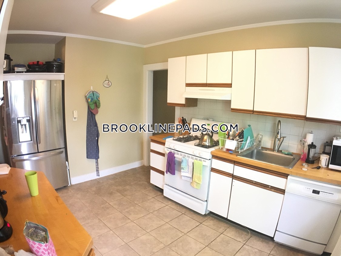 7 Addington Rd, Washington Square