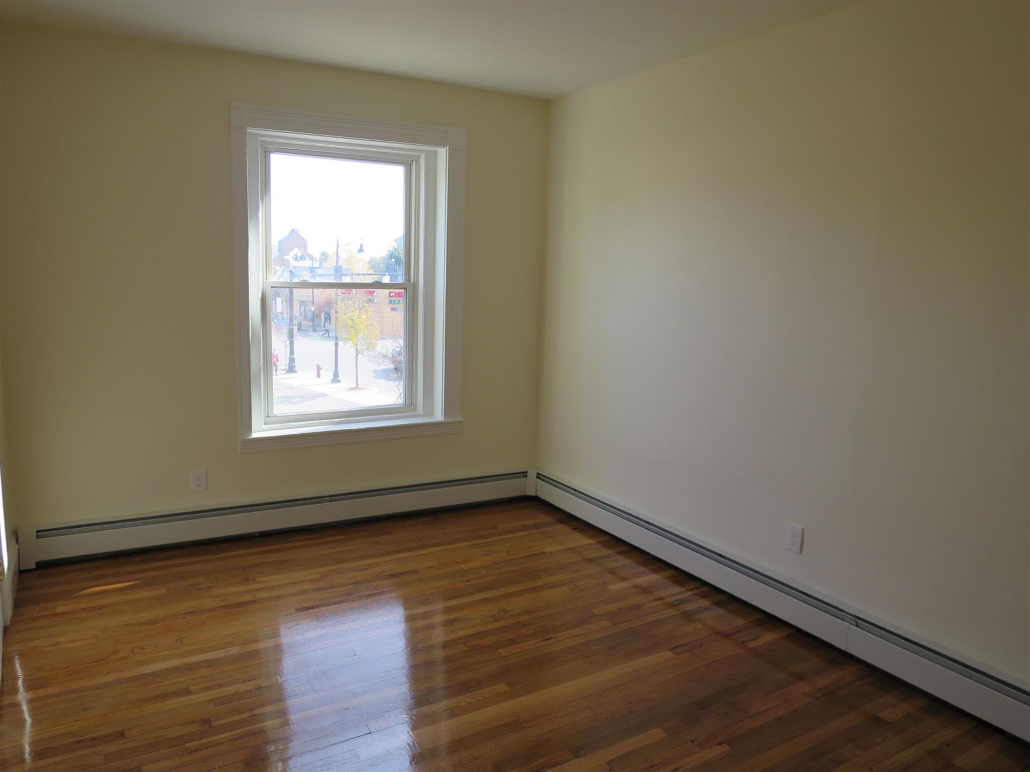 2 Cypress St, Prospect Hill