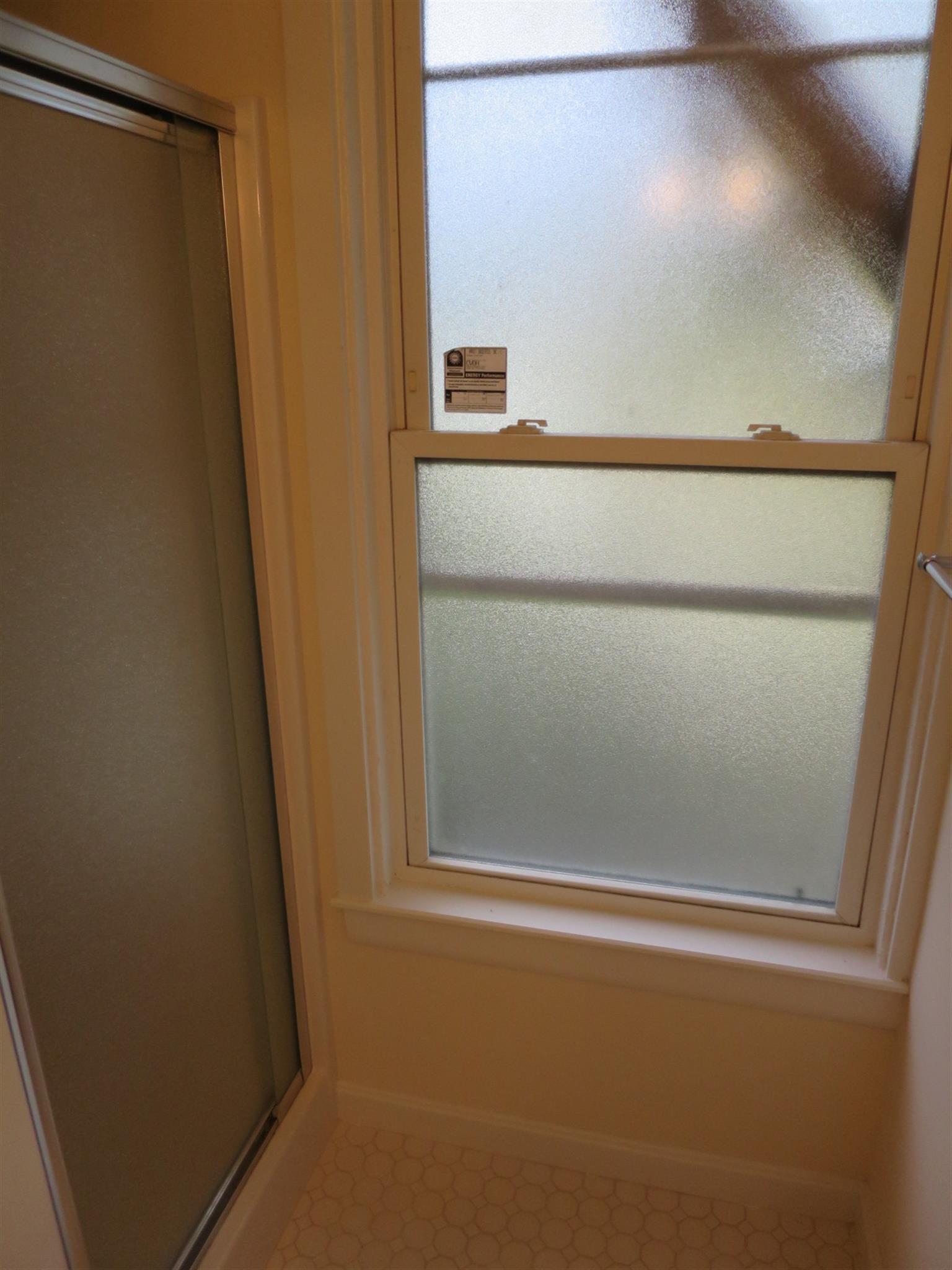 77 Bonair St, Winter Hill