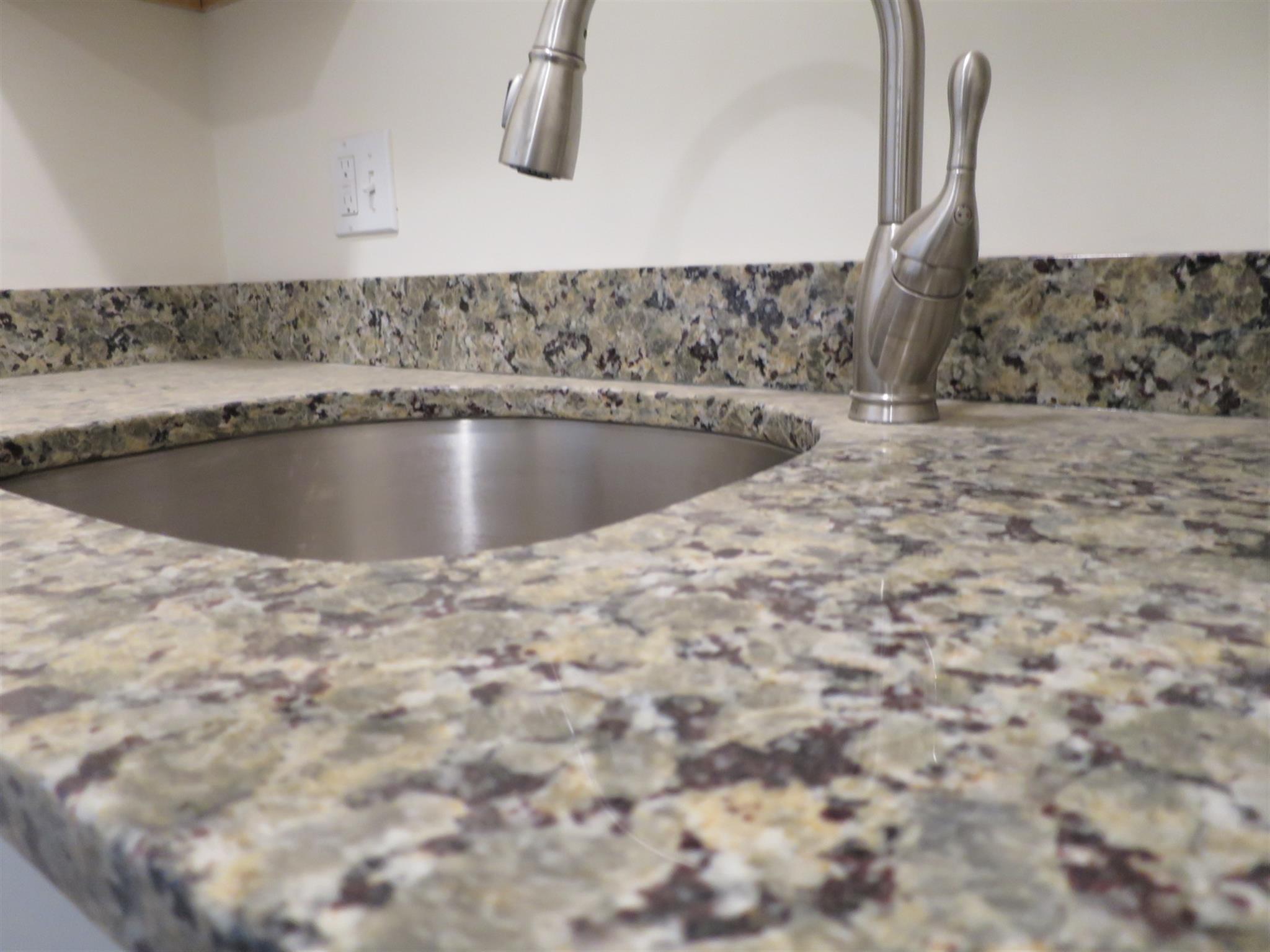 77 Bonair St, Winter Hill