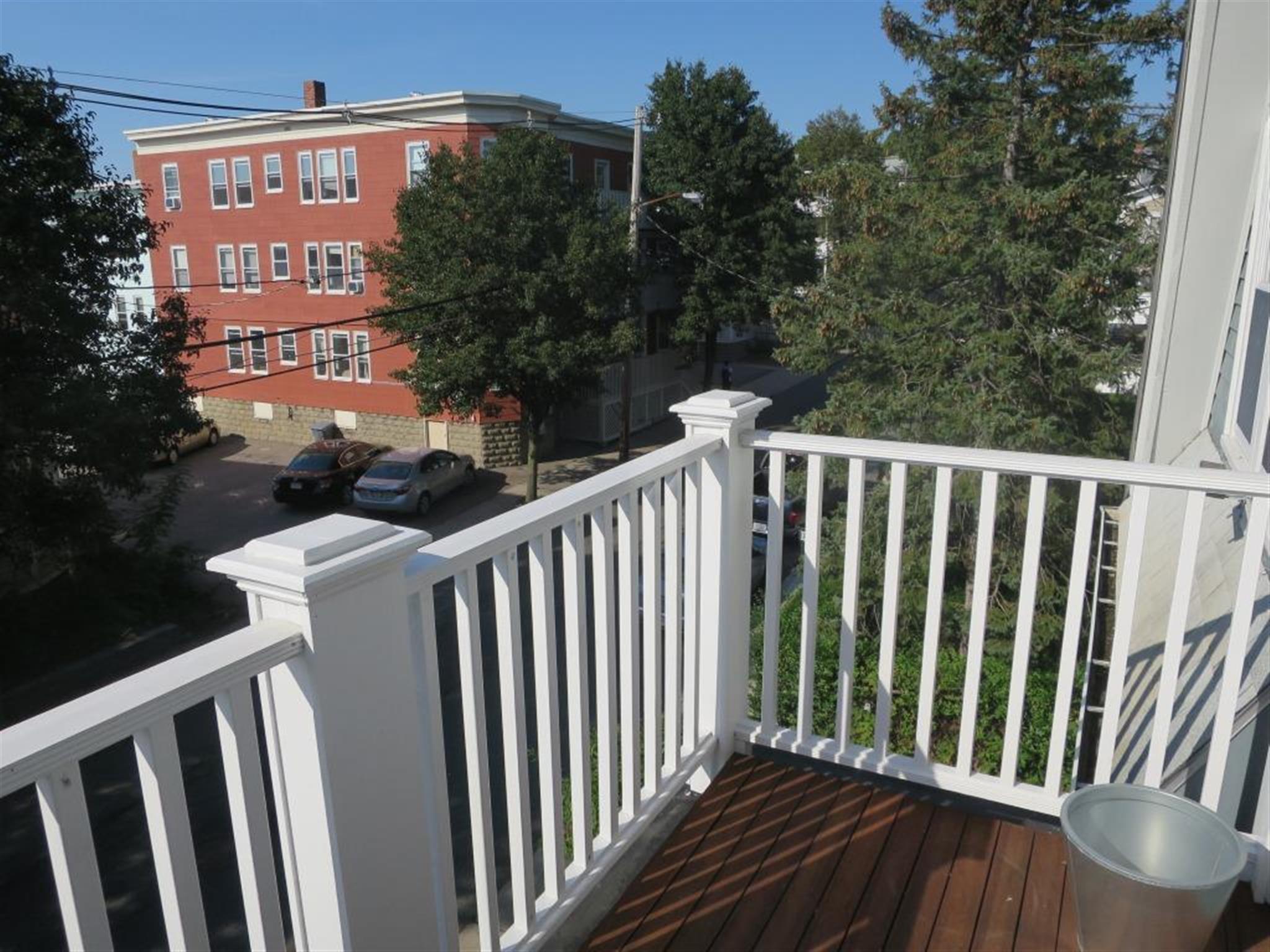 23 Lowell St, Union Square