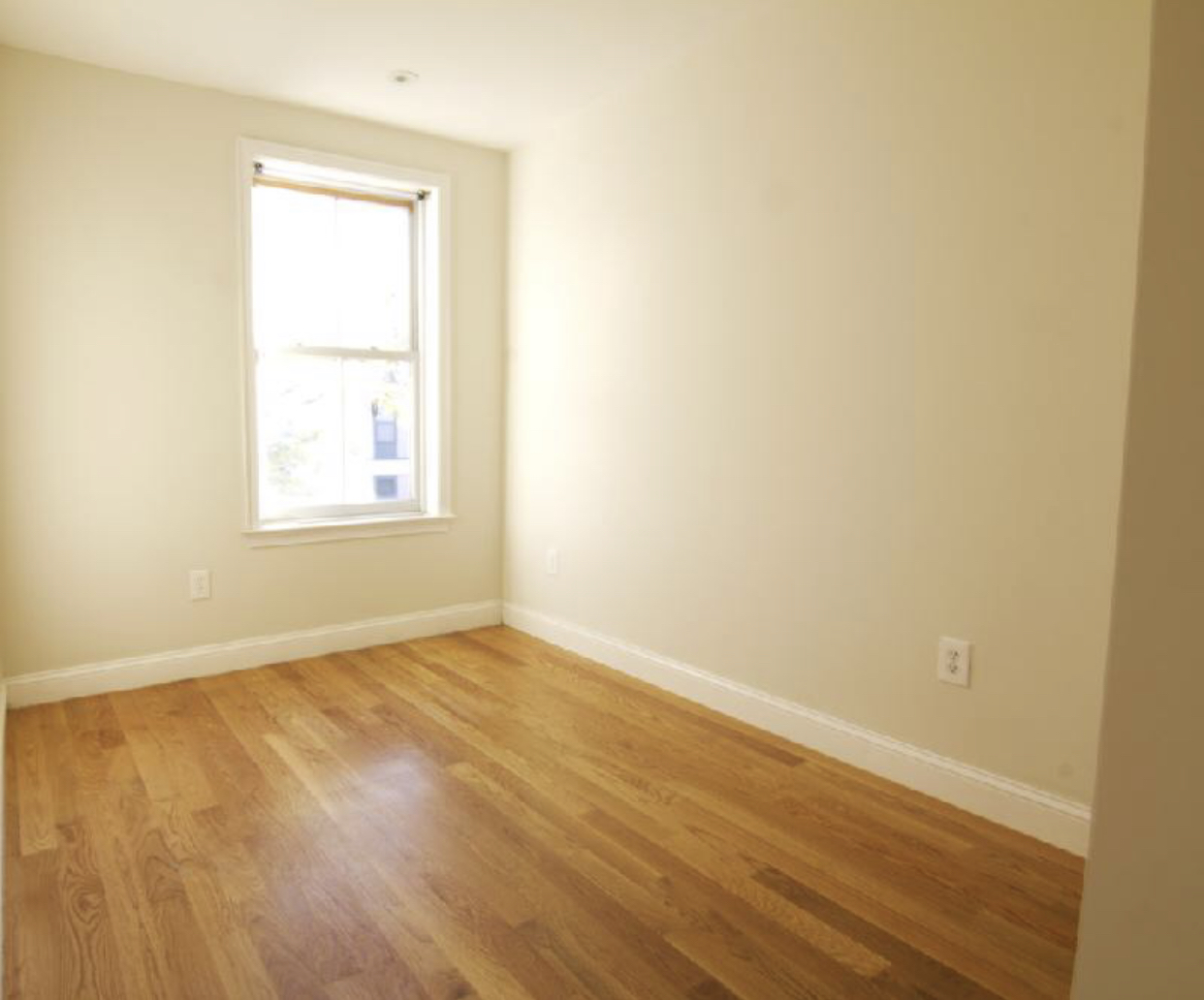 102 Hammond St, South End