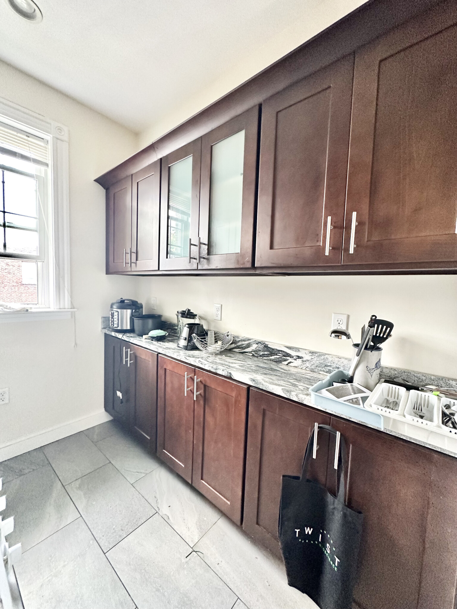 15 Glenville Ave, Allston