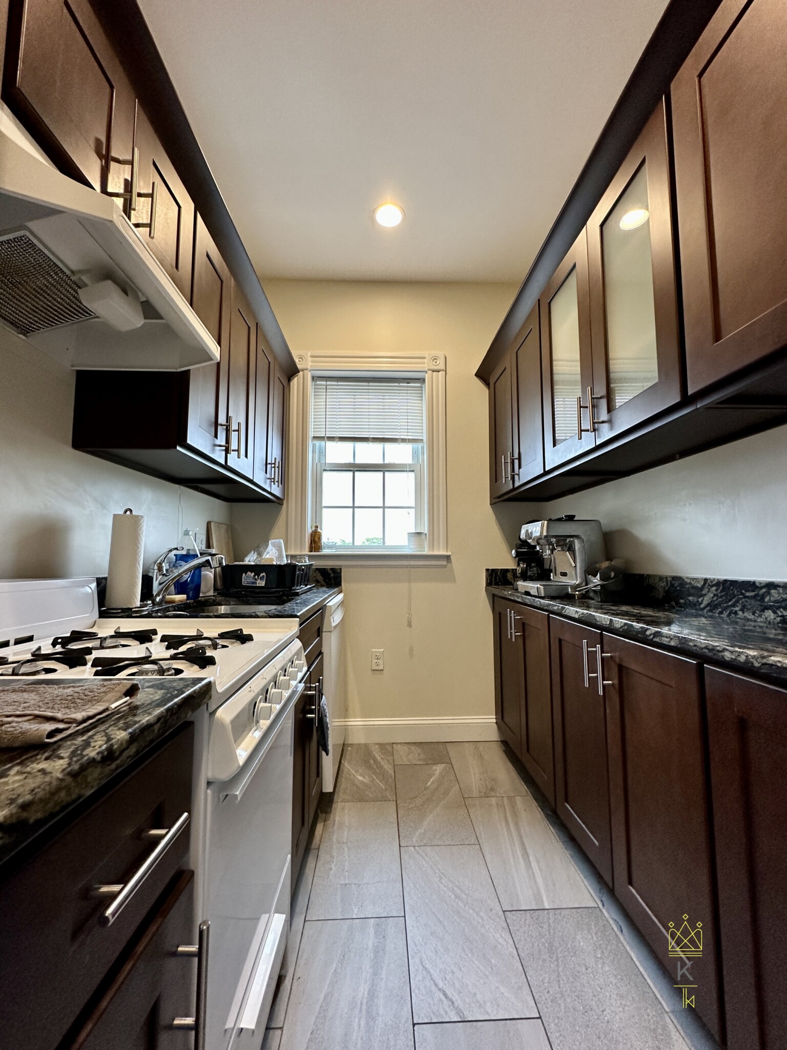 15 Glenville Ave, Allston