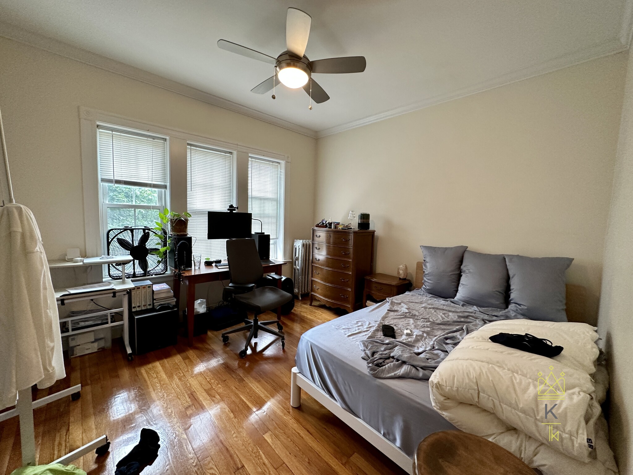 15 Glenville Ave, Allston