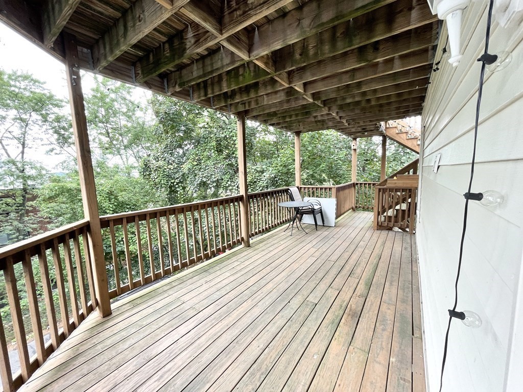 15 Sunset, Mission Hill