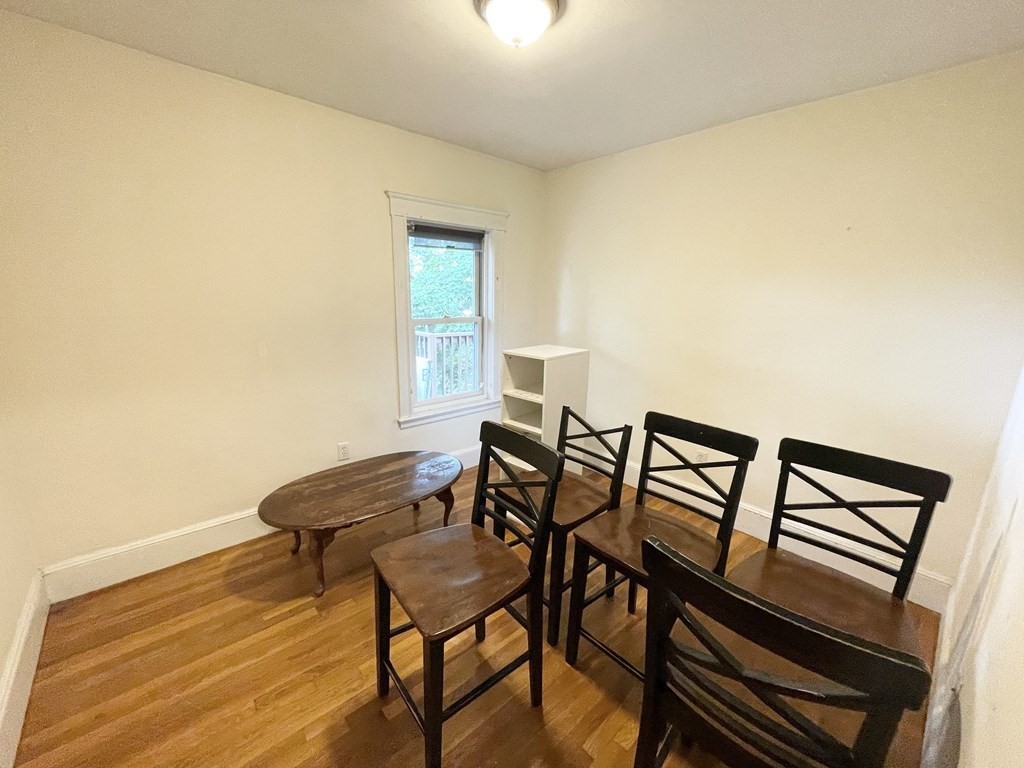 15 Sunset, Mission Hill