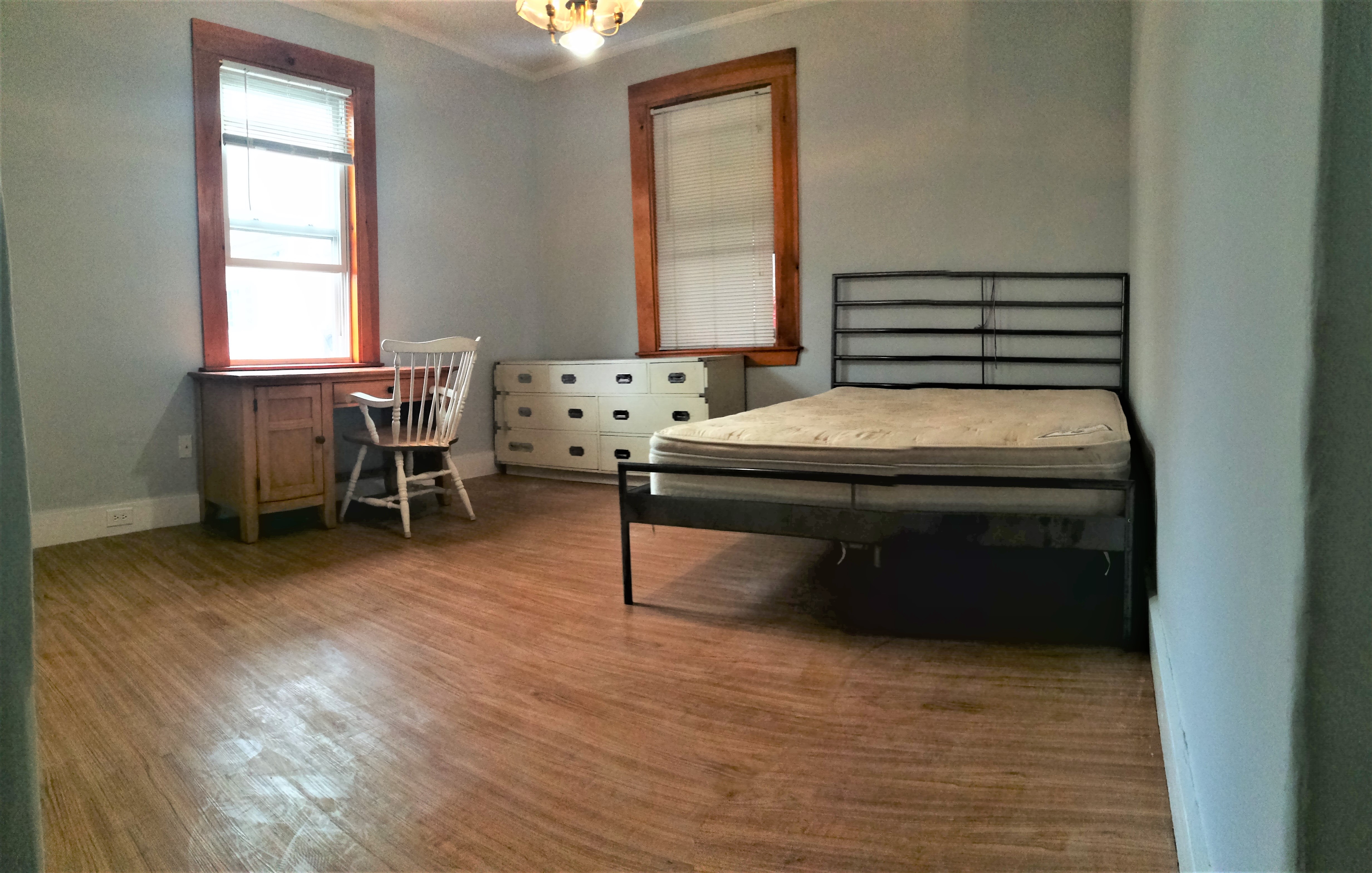 15 Highland St, Waltham