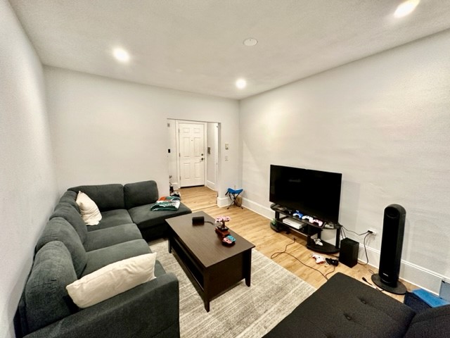 408 Hanover St, North End