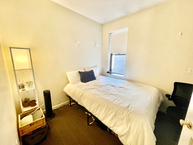 17 Thacher St, North End