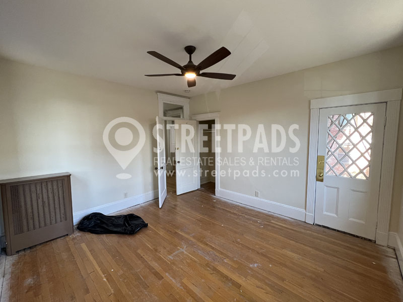 111 Saint Paul St, Coolidge Corner