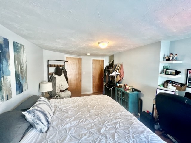 356 Hanover, North End