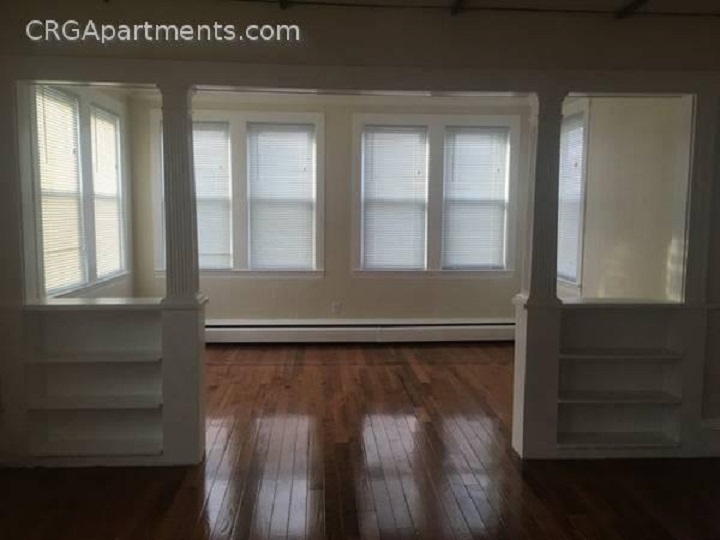 547 Broadway, South Medford