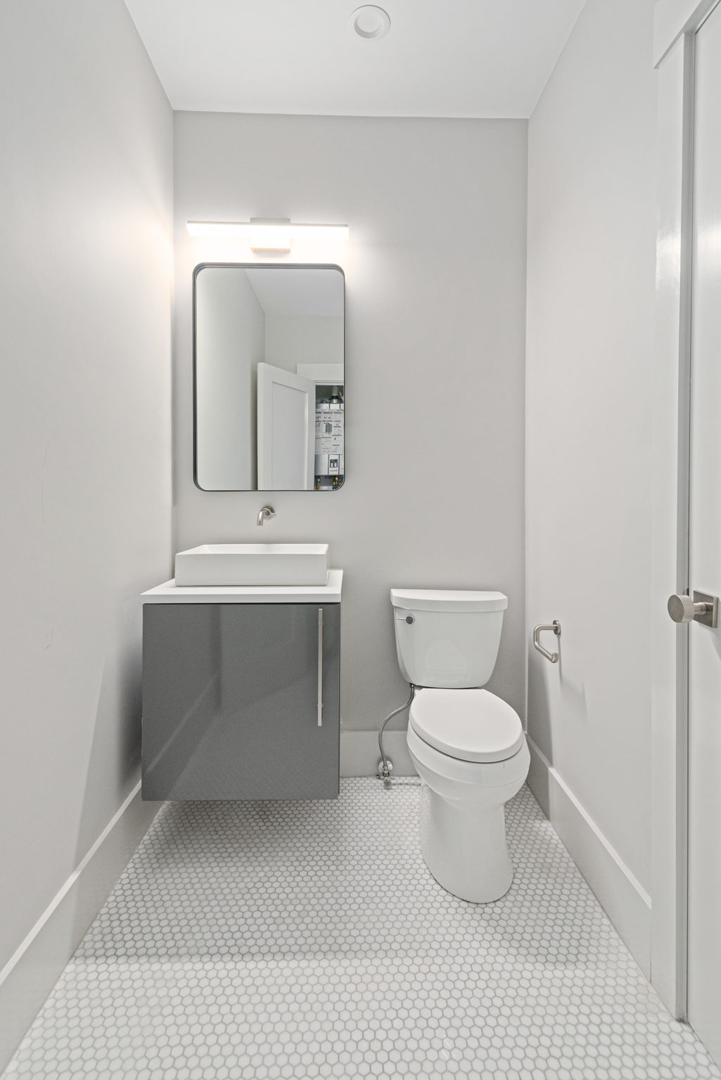 409 7th St, South Boston