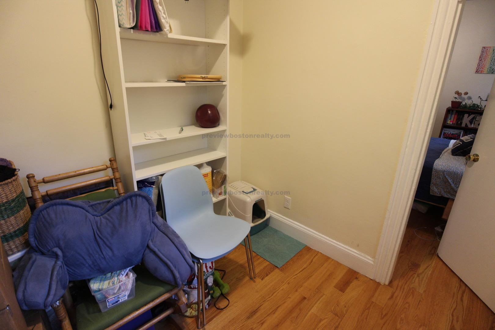 51 Cameron St, Brookline Hills