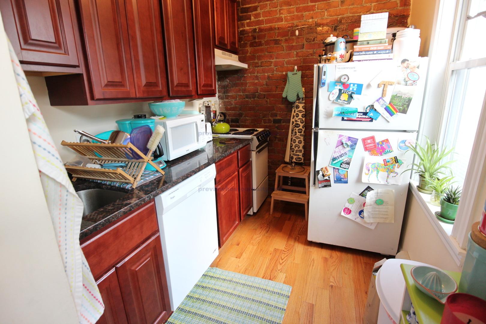 51 Cameron St, Brookline Hills