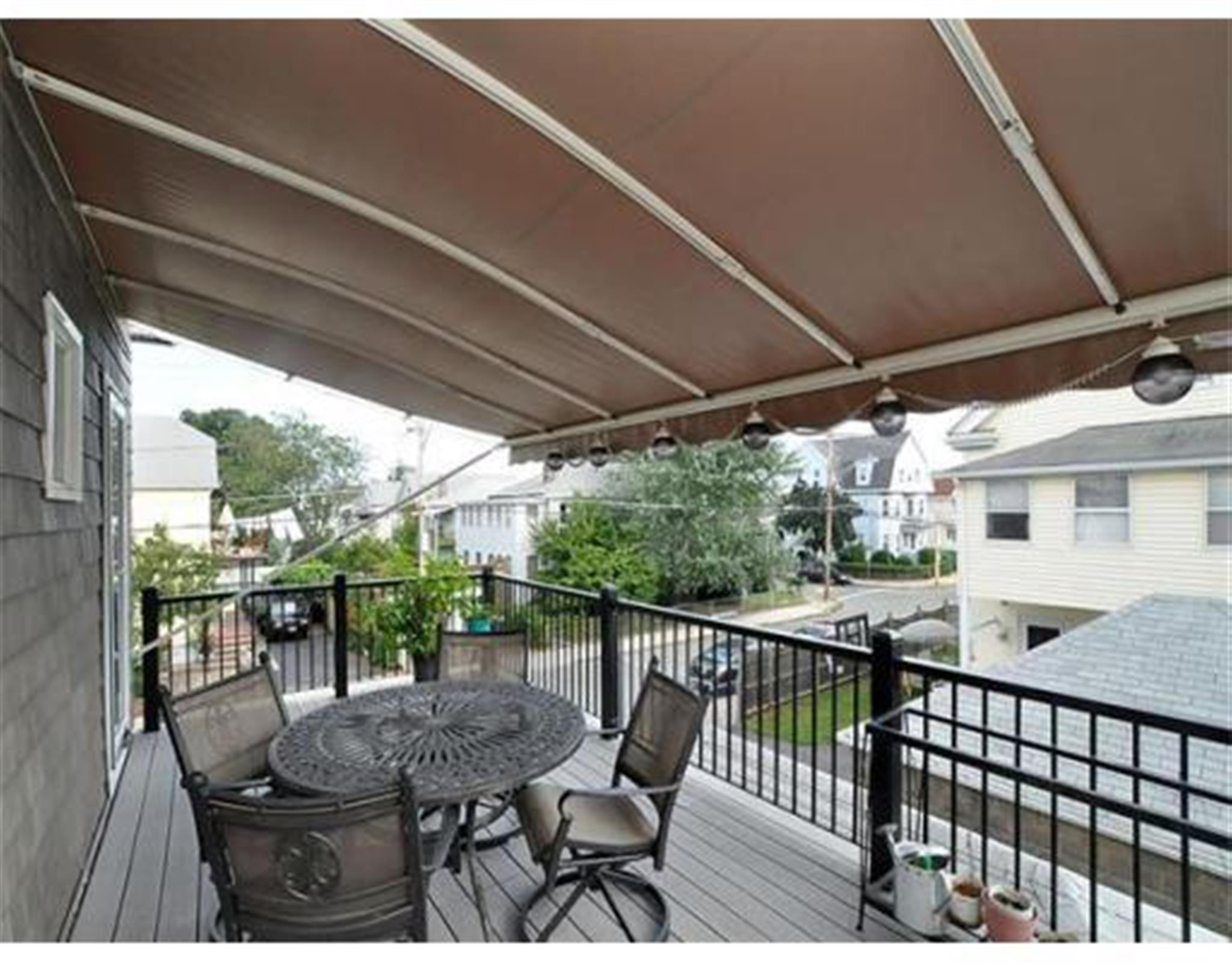 53 Bowen Ave, Medford