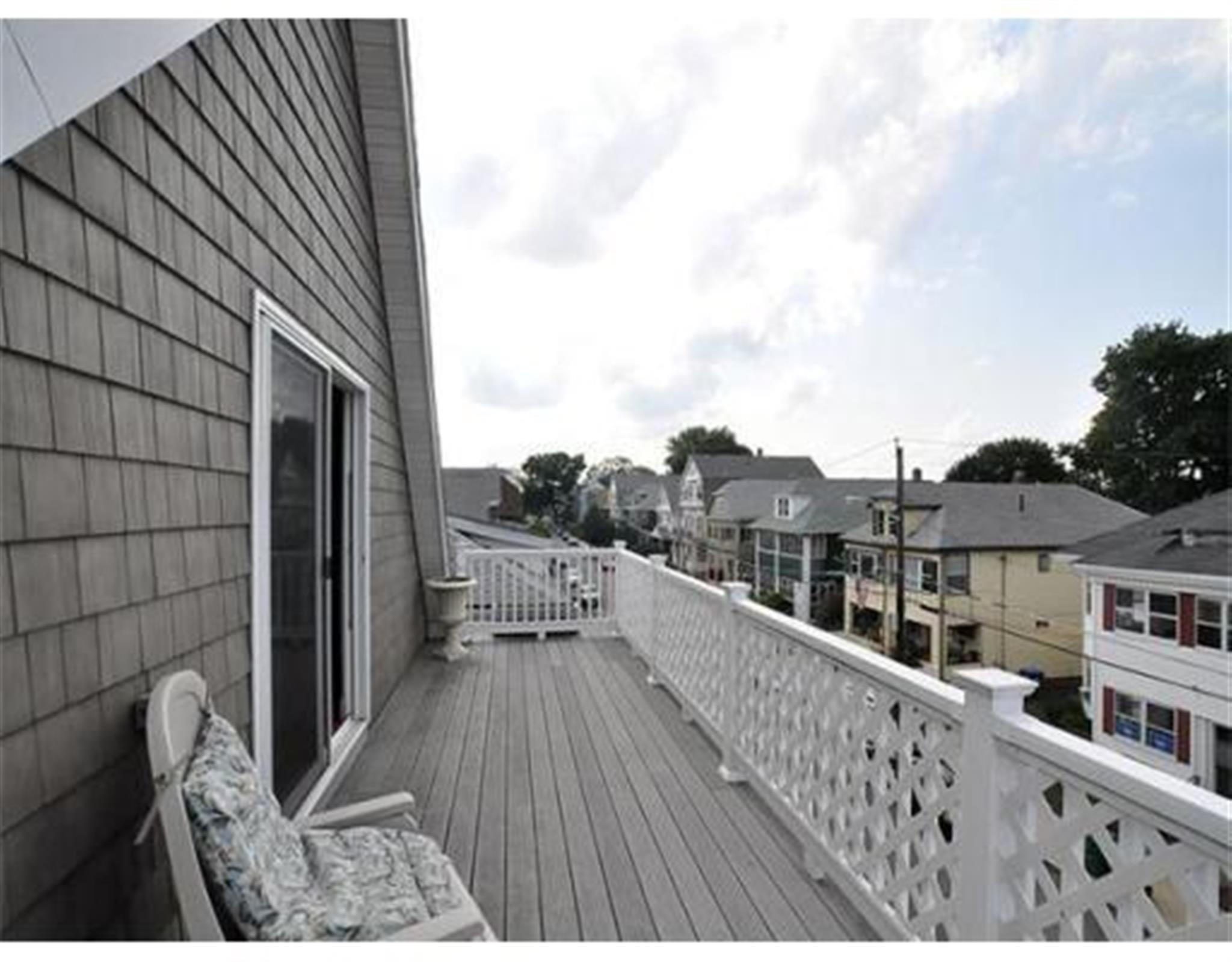 53 Bowen Ave, Medford