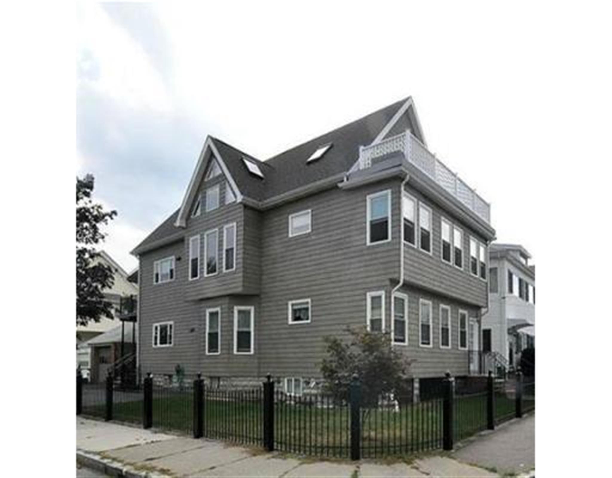 53 Bowen Ave, Medford