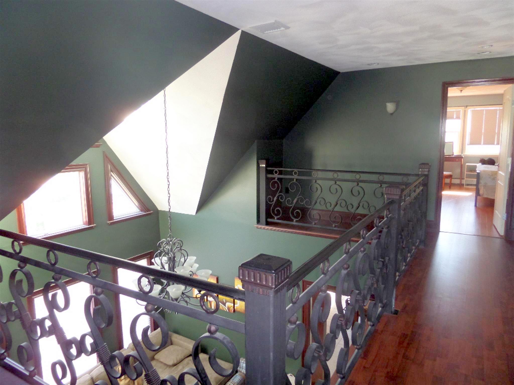 53 Bowen Ave, Medford