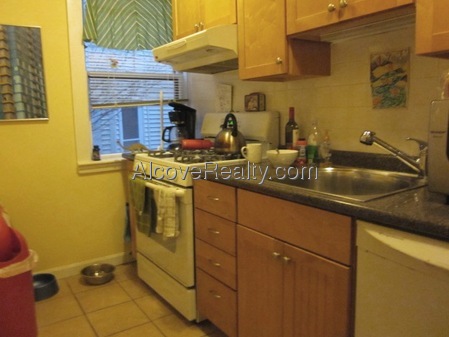 69 Raymond Ave, West Somerville