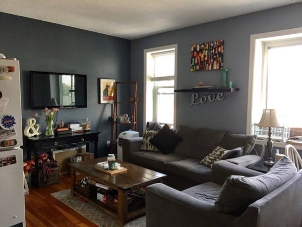 151 W 6th, South Boston