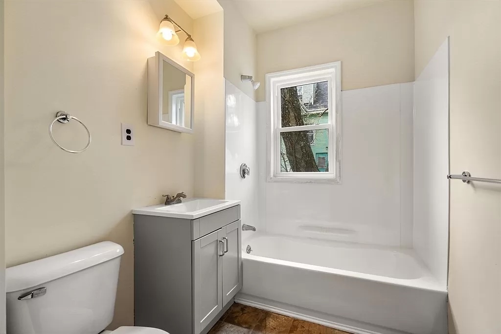 10 Royal St, Allston