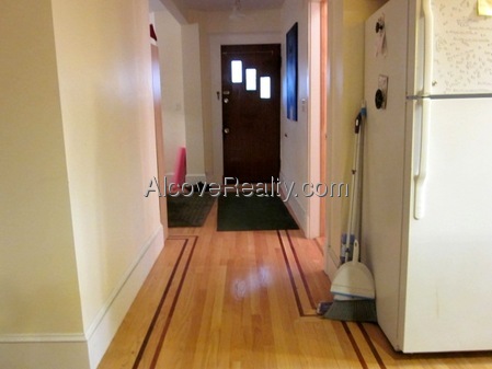 28 Cherry St, Porter Square