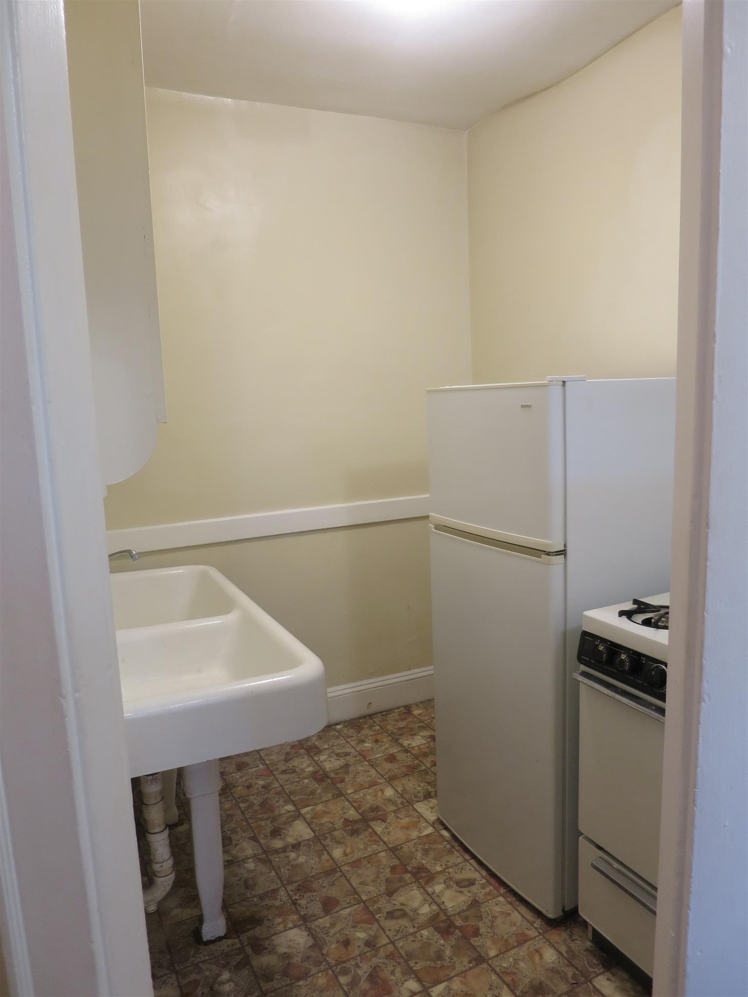 4 Cogswell Ave, Porter Square