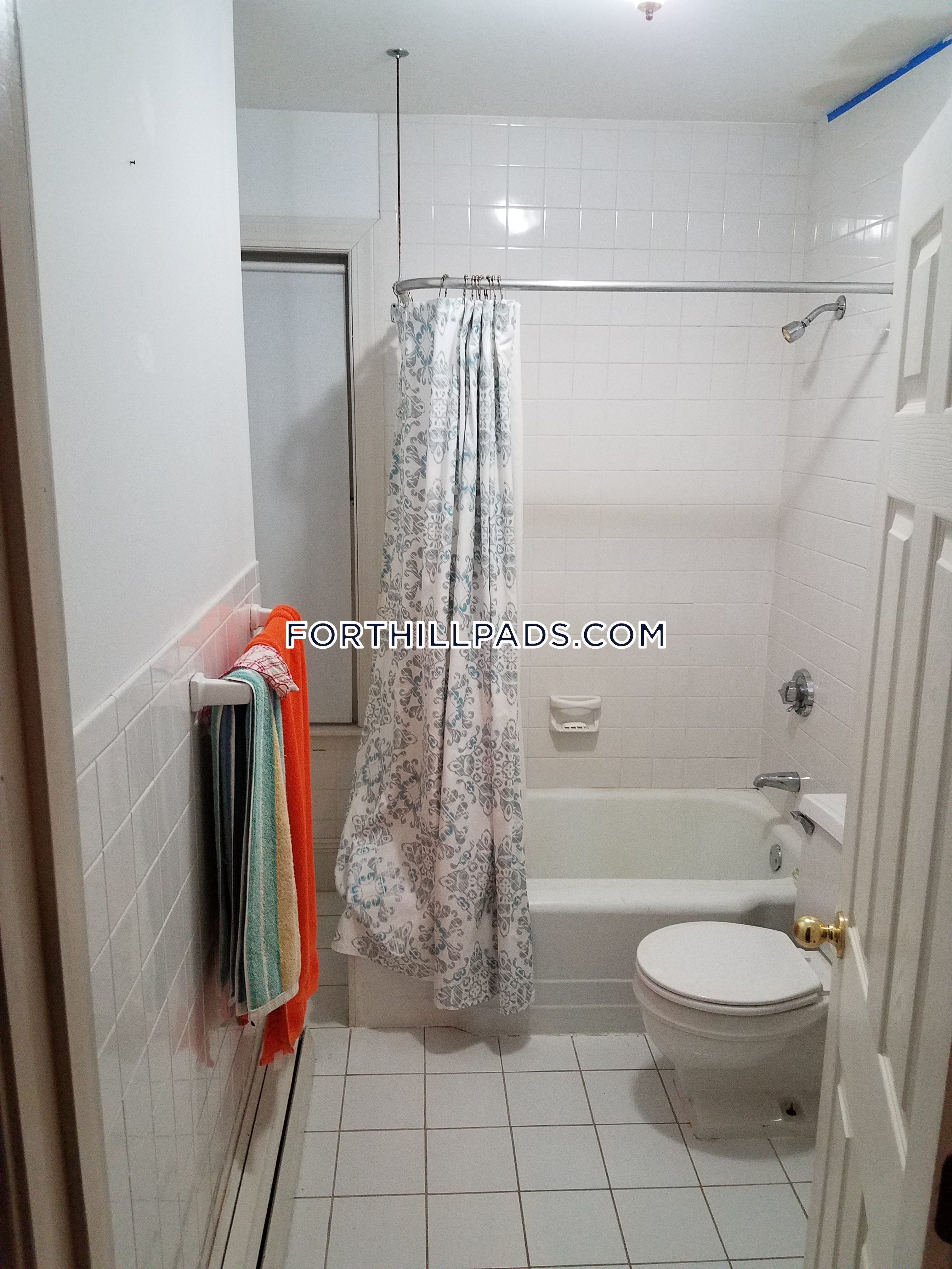 137 Marcella St, Roxbury