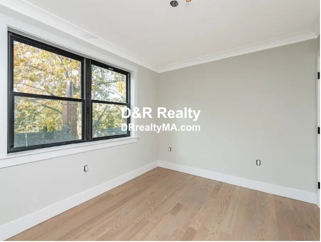 152 Trenton St, East Boston