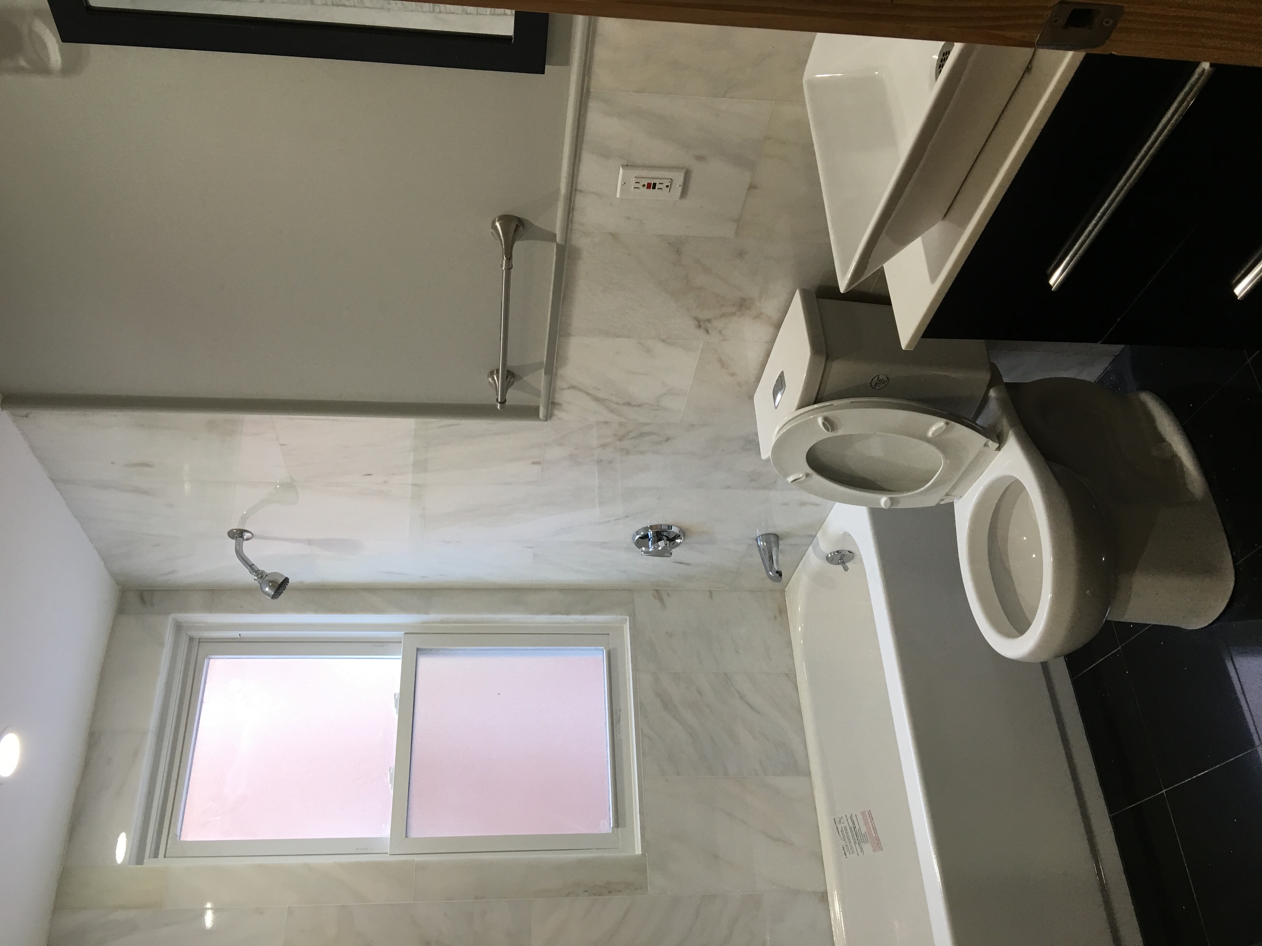 152 Winchester St, West End