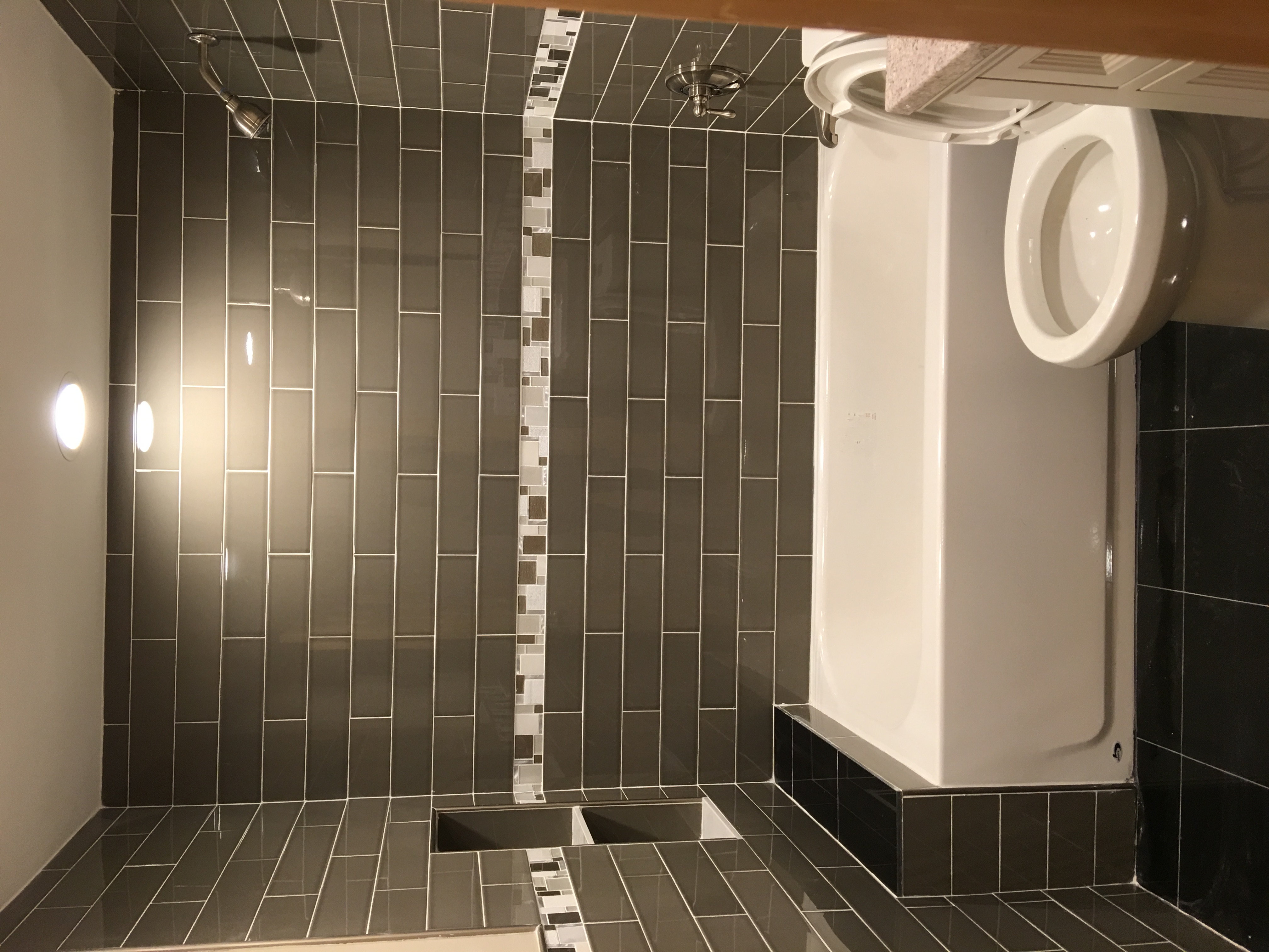 152 Winchester St, West End