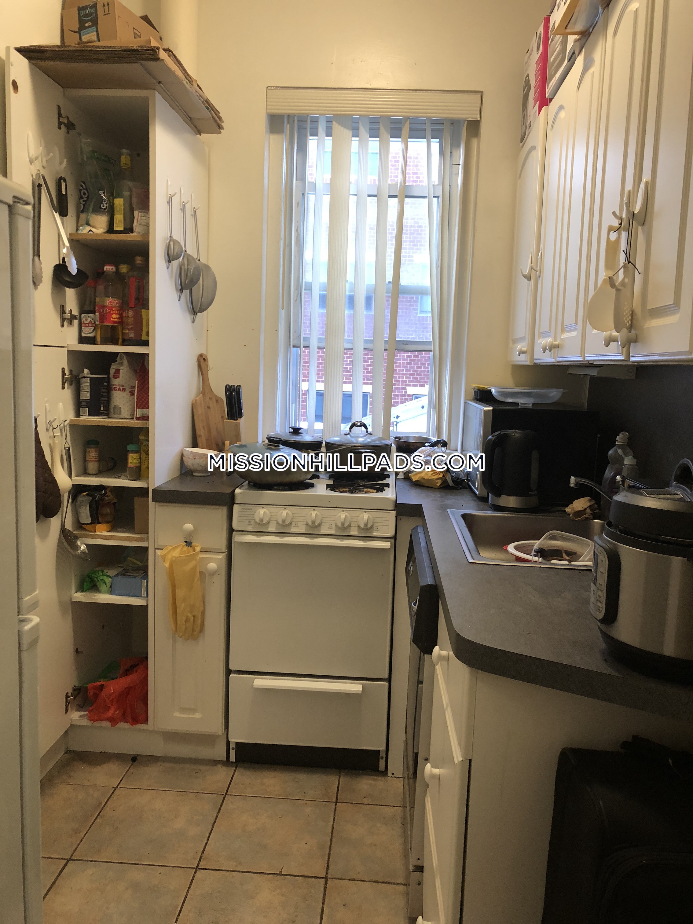 90 Fisher Ave, Mission Hill