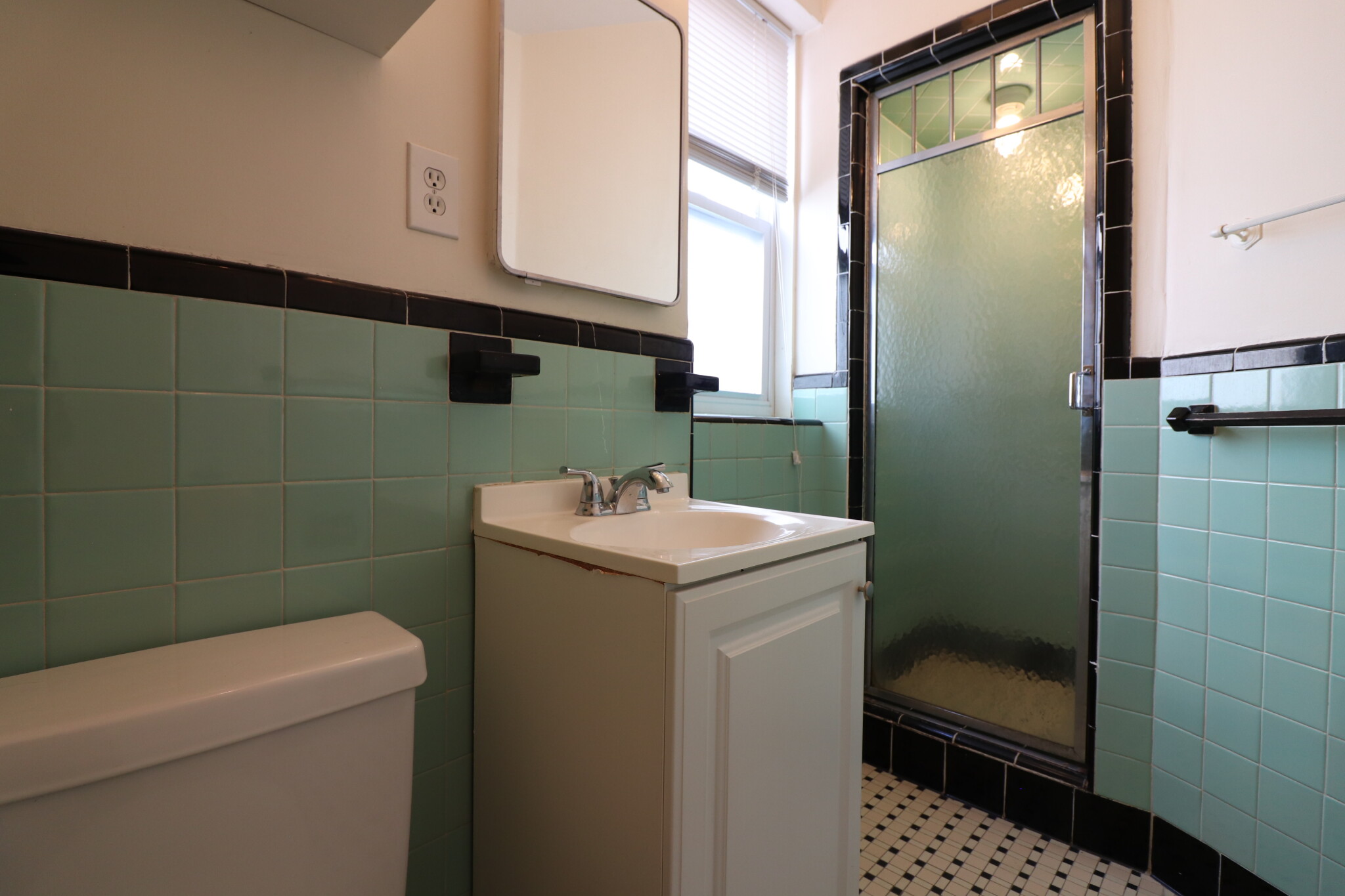 1525 Beacon St, Coolidge Corner