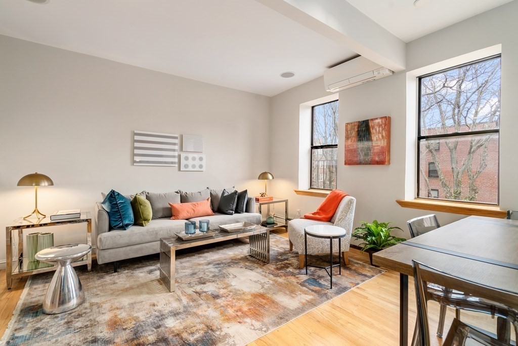 469 Shawmut Ave, South End