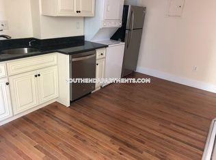 883 Harrison Ave, South End