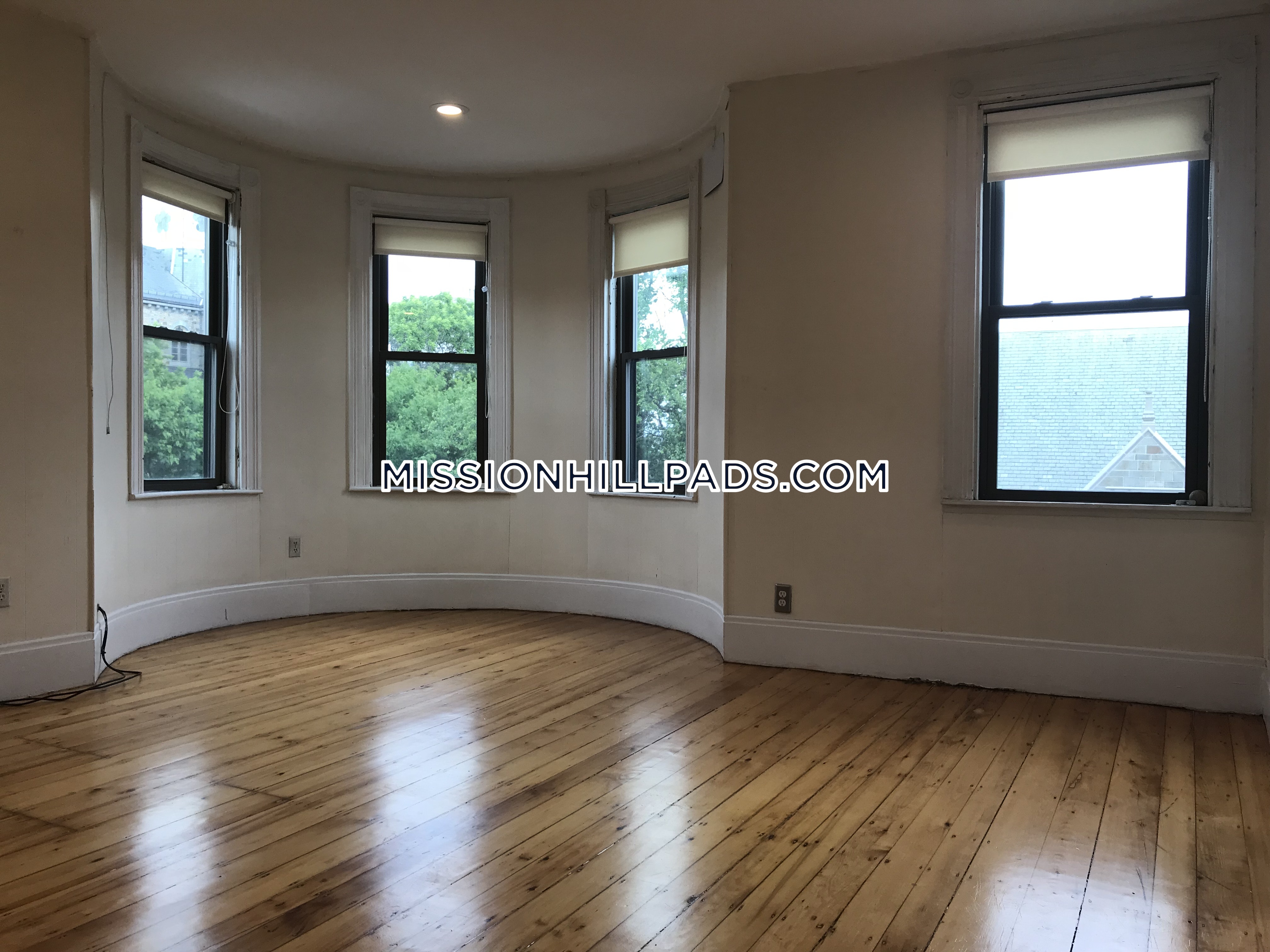 1500 Tremont St, Mission Hill