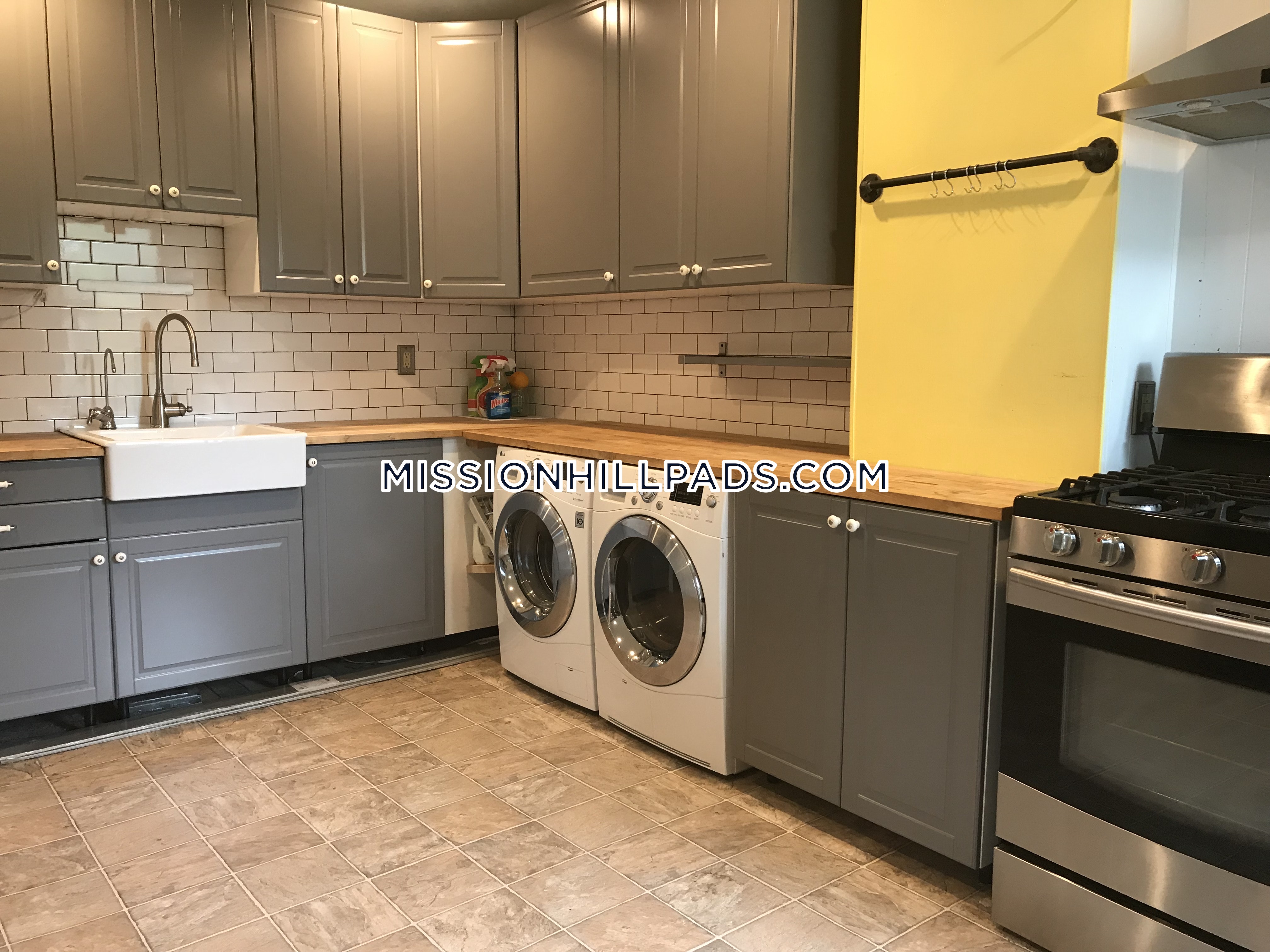 1500 Tremont St, Mission Hill