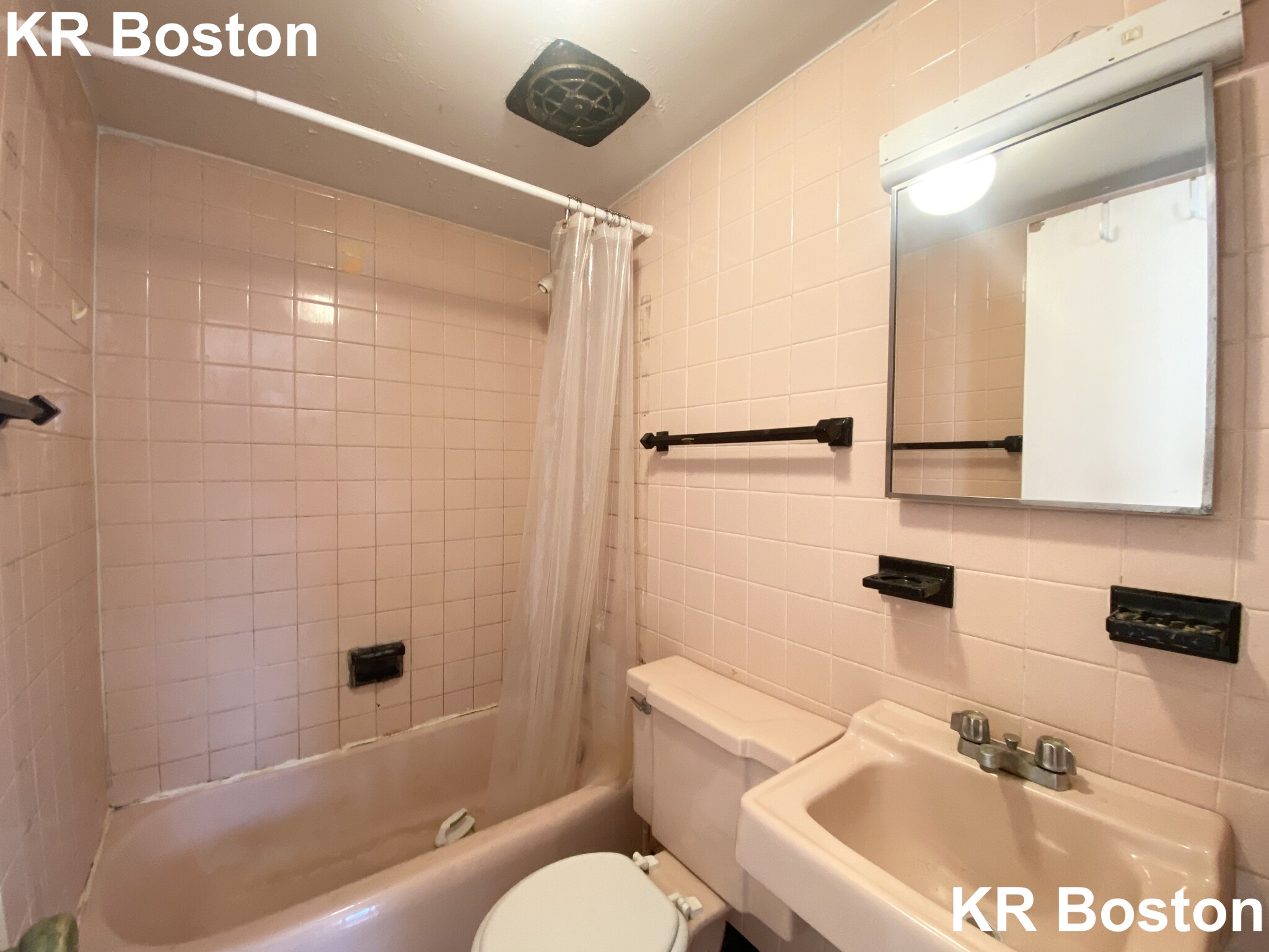 153 Commonwealth Ave, Allston