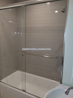 39 West Walnut Prk, Roxbury