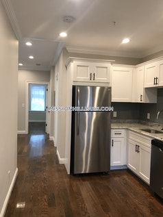 39 West Walnut Prk, Roxbury