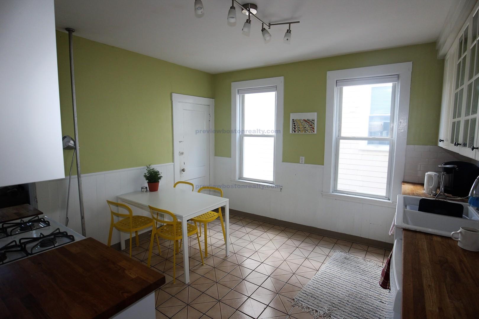 119 Browne St, Coolidge Corner