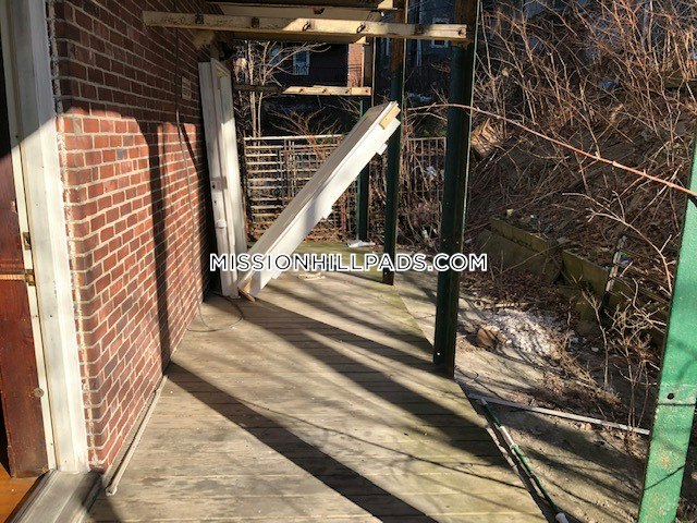 16 Copenger, Mission Hill