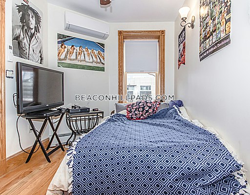 16 South Russell, Beacon Hill