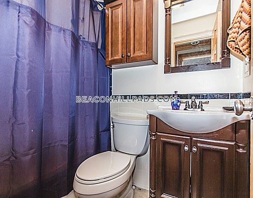 16 South Russell, Beacon Hill