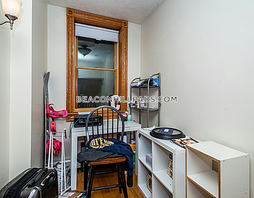 29 Phillips, Beacon Hill