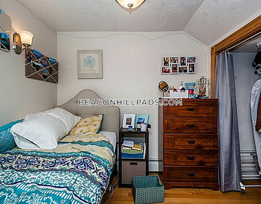 29 Phillips, Beacon Hill